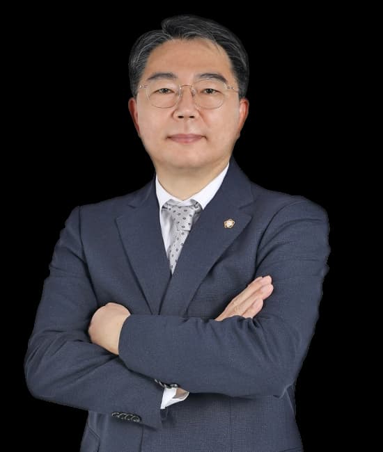 김민수